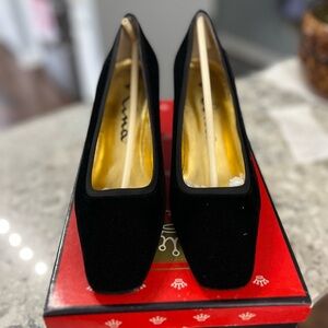 Nina Black Square-Toe Heels